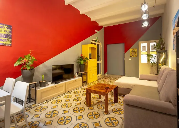 Quiet Ensuite Budget Twin 4* Sliema