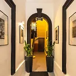 Quiet Ensuite Budget Twin Sliema