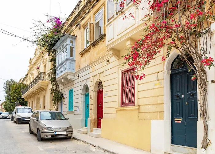 Πανσιόν Quiet Ensuite Budget Twin 4*