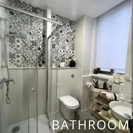 Quiet Ensuite Budget Twin * Sliema