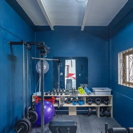 Quiet Ensuite Budget Twin 4* Sliema